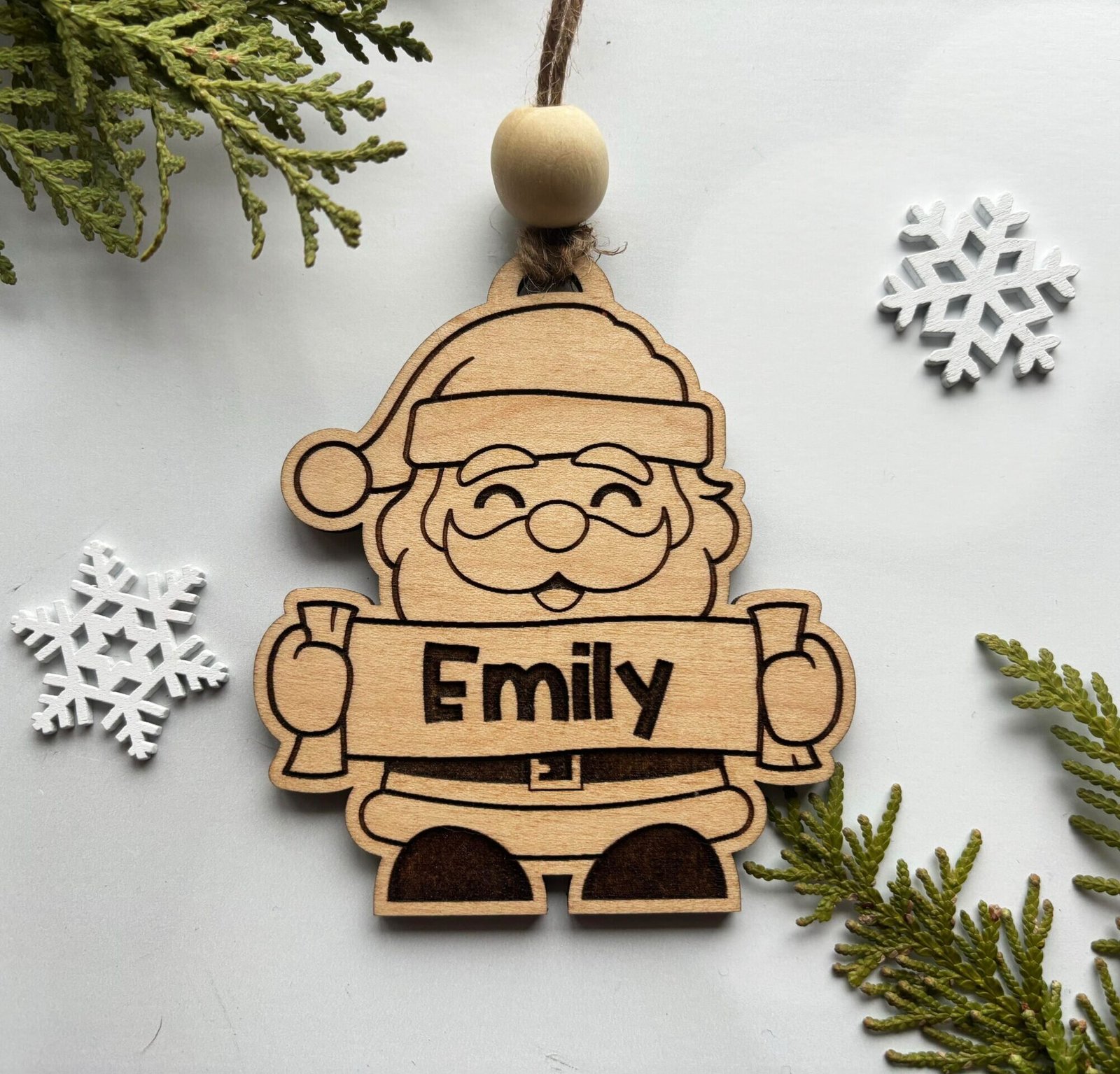 Holiday Spirit With Personalised Christmas Decorations